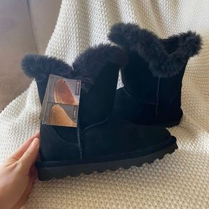 Black Women's Winter Boots Bearpaw